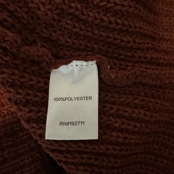 Love Ellie Burgundy Anna Pointelle Detail Cardigan Sweater NWT Size Medium - Picture 8 of 9